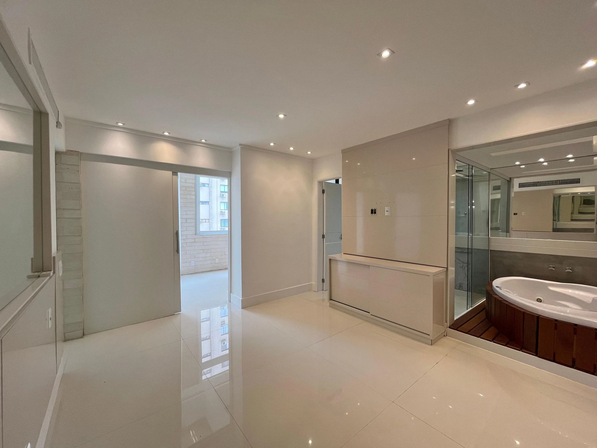 Apartamento com janelas do piso ao teto, Barra da Tijuca — photo 11