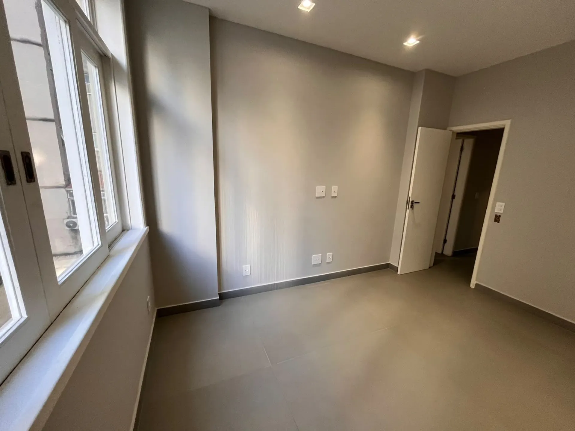 3-bedroom apartment, 1 with its own bathroom, 100 m² — photo 28