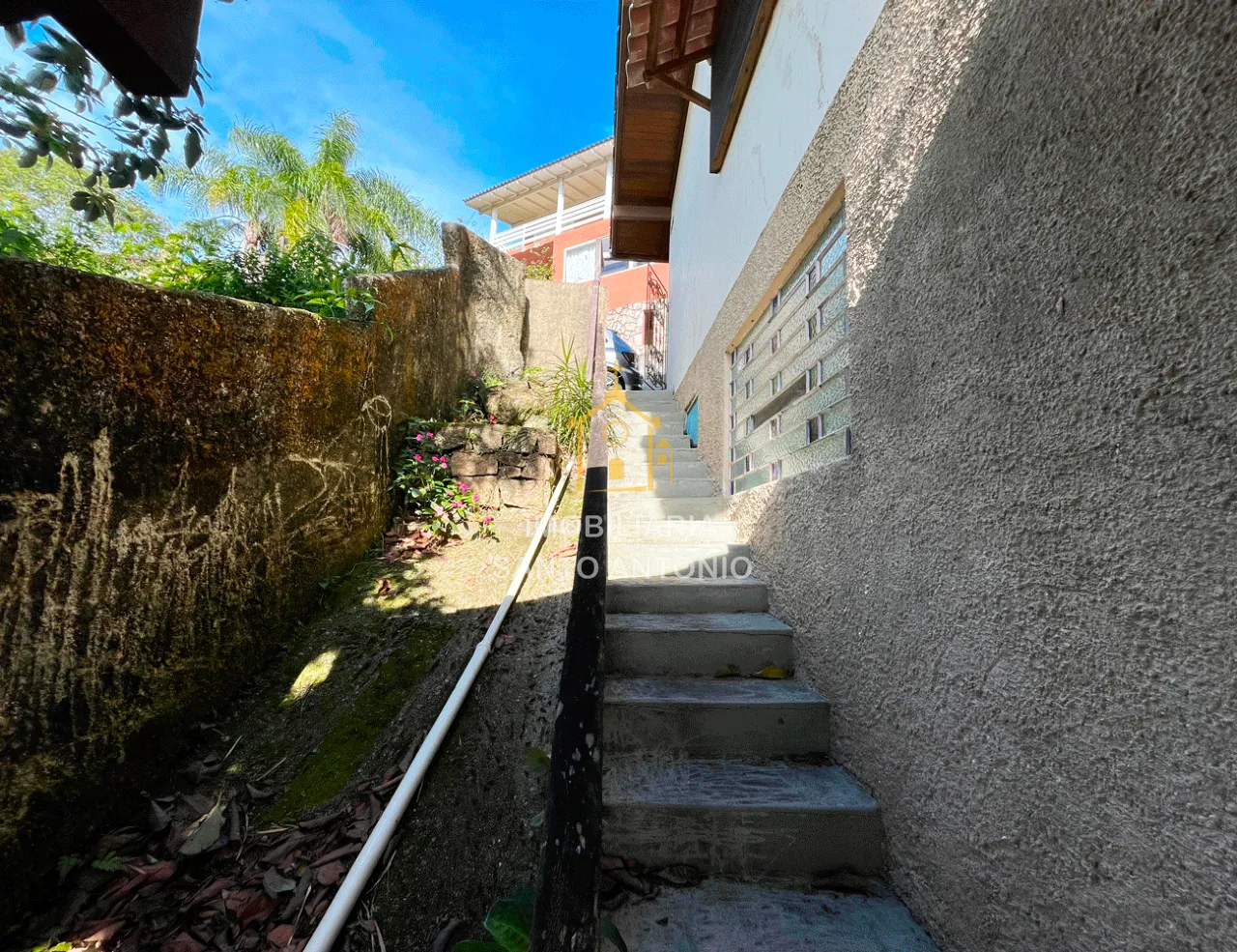 3-bedroom house with a water view in Florianópolis — photo 51