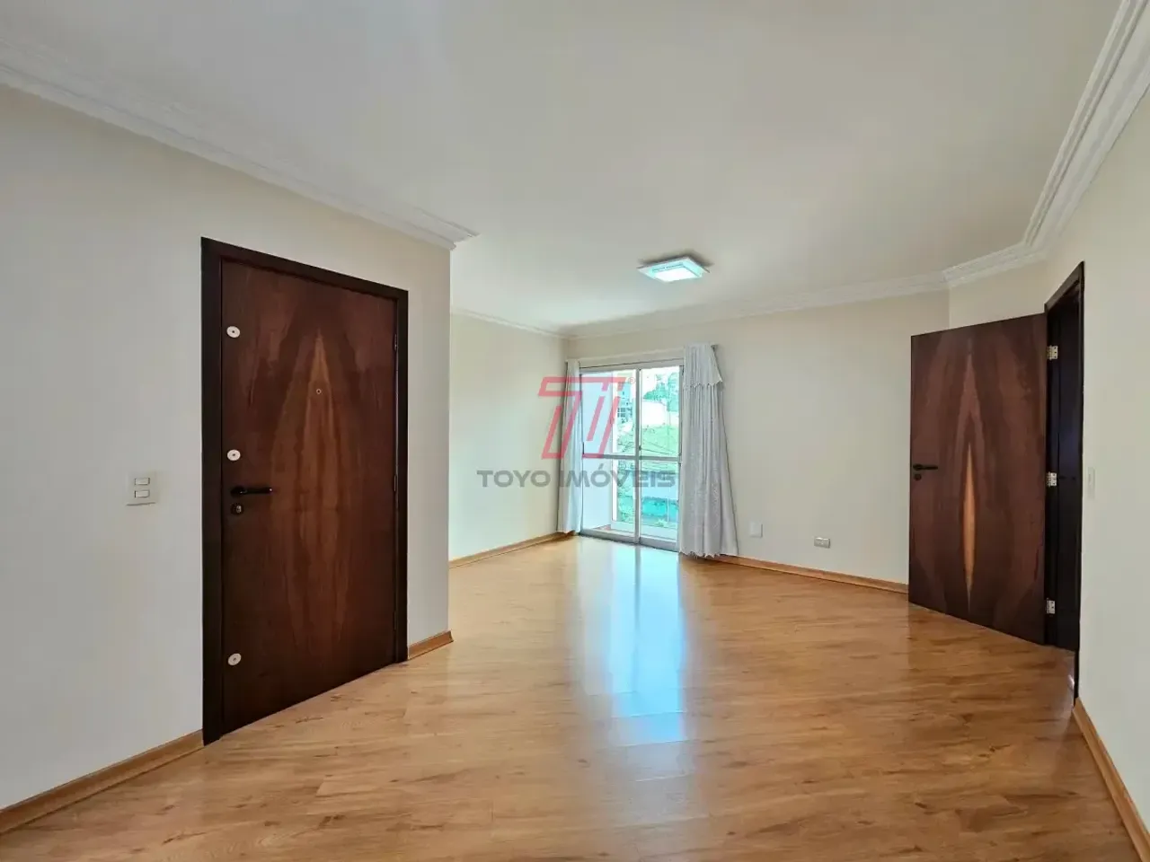 Квартира з 3 спальнями 98 м² і балконом — photo 3