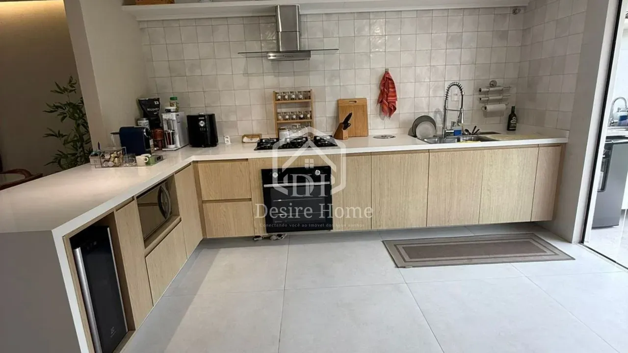Furnished house with 3 bedrooms and 5 bathrooms — photo 22