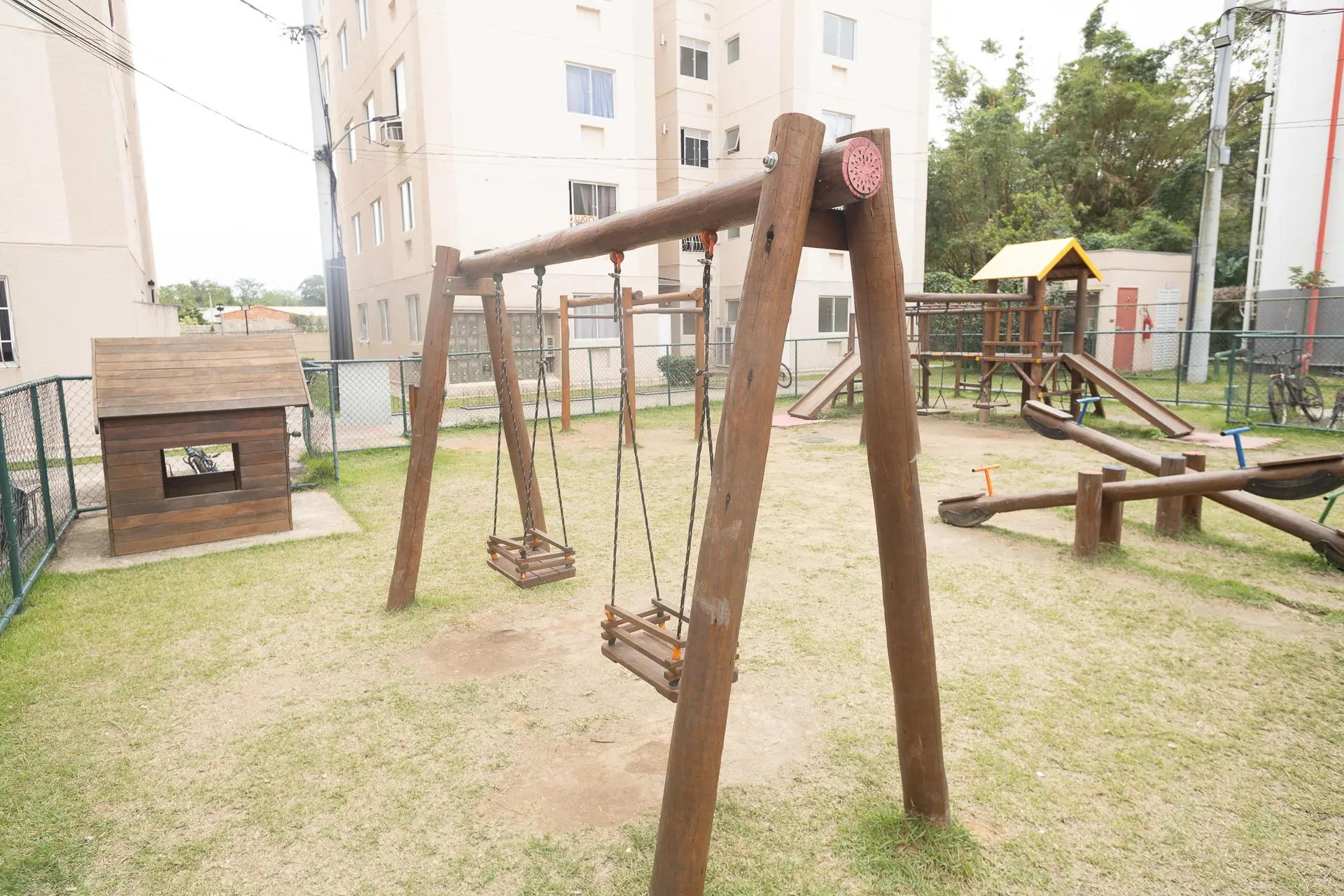 Apartamento sem mobília com 2 quartos e jardim privativo — photo 26