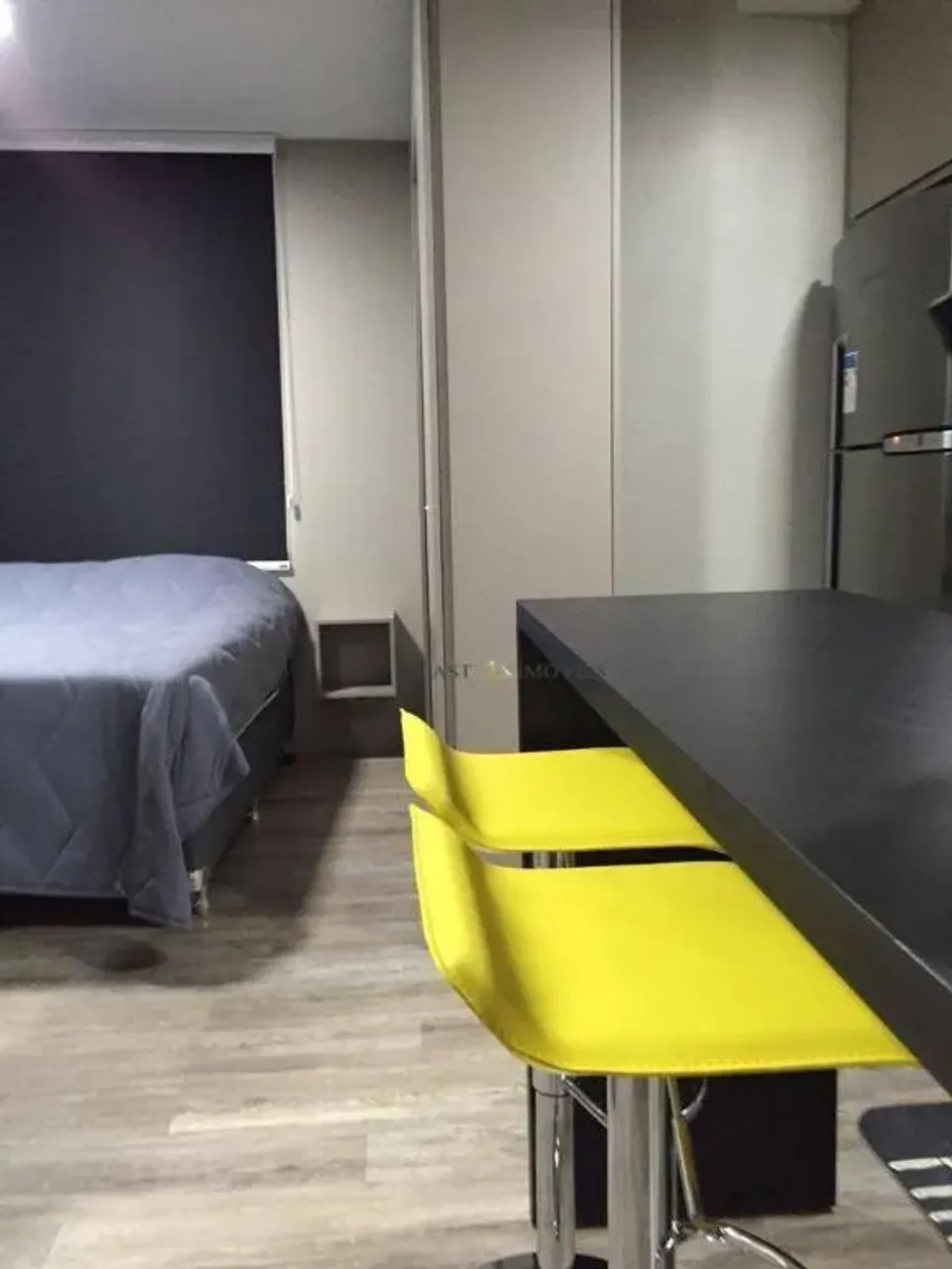 1-bedroom apartment with 1 parking spot and open-plan kitchen — photo 10