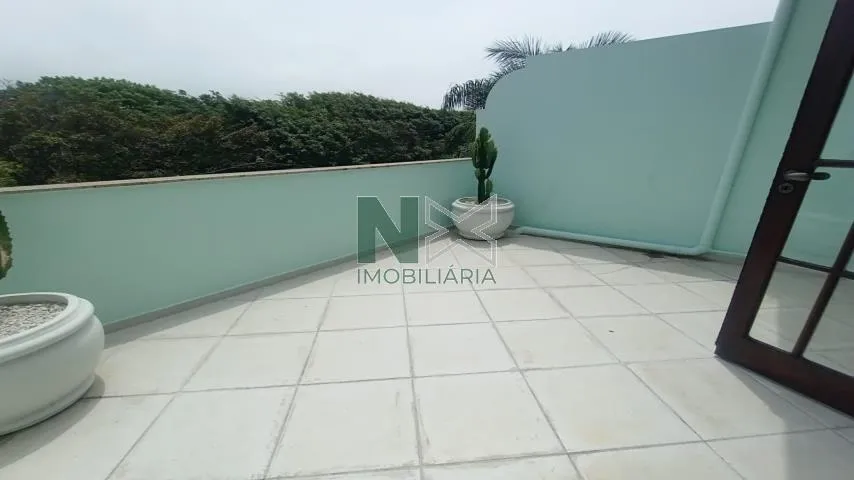 200 m² house with a grill on the balcony and a garden — photo 16
