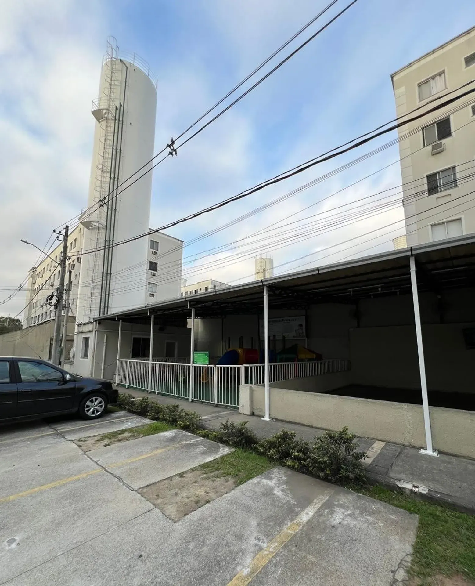 Apartamento mobiliado de 2 quartos em condomínio com piscina — photo 11