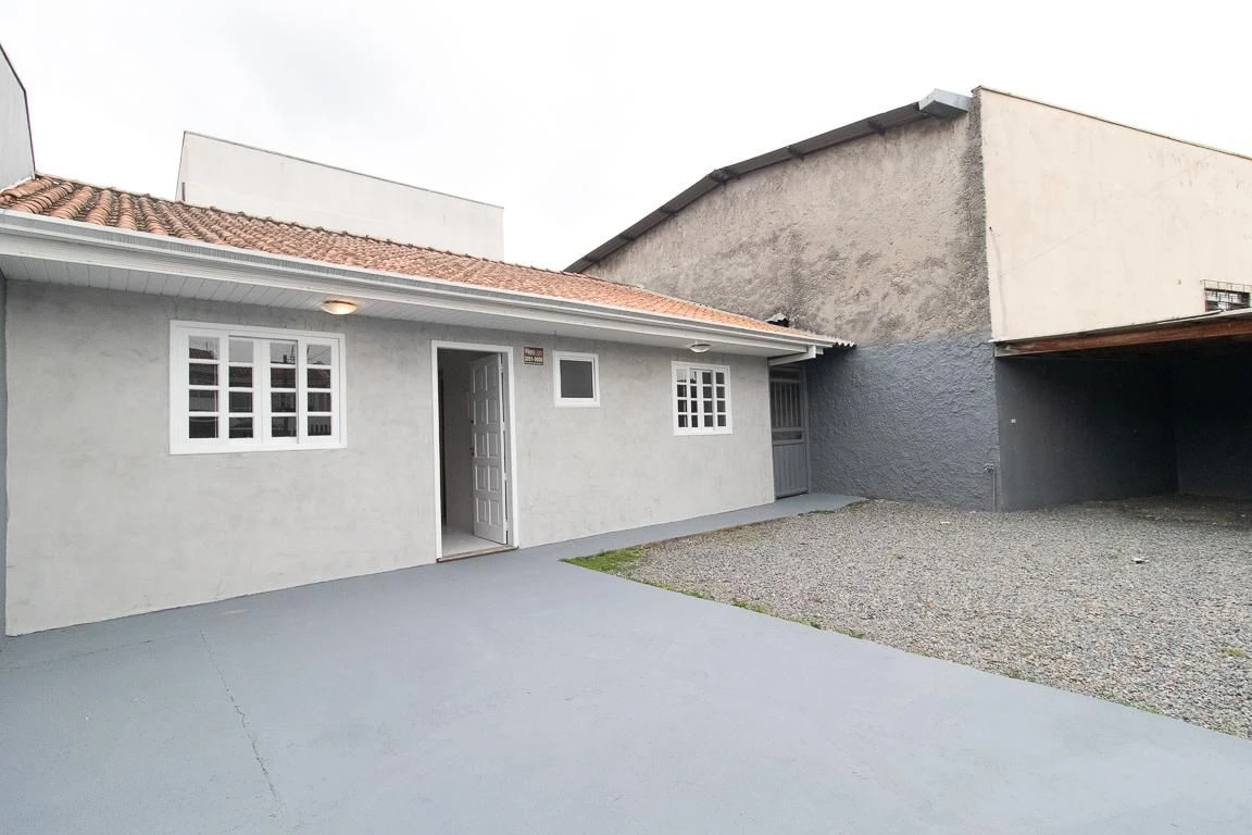 2-bedroom house with a garden in Curitiba — photo 9