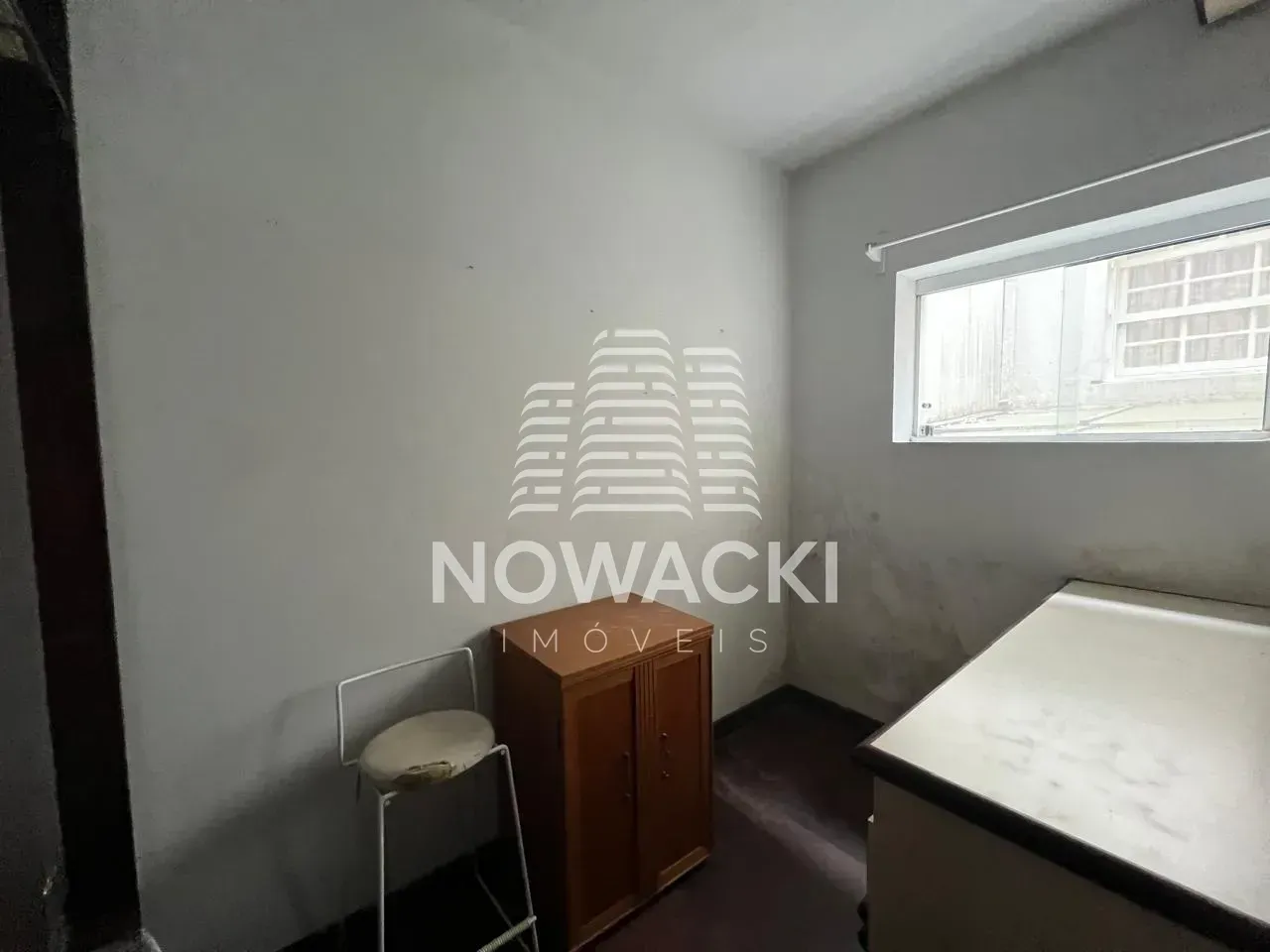 House with 2 bedrooms, 5 baths and a closed kitchen — photo 4