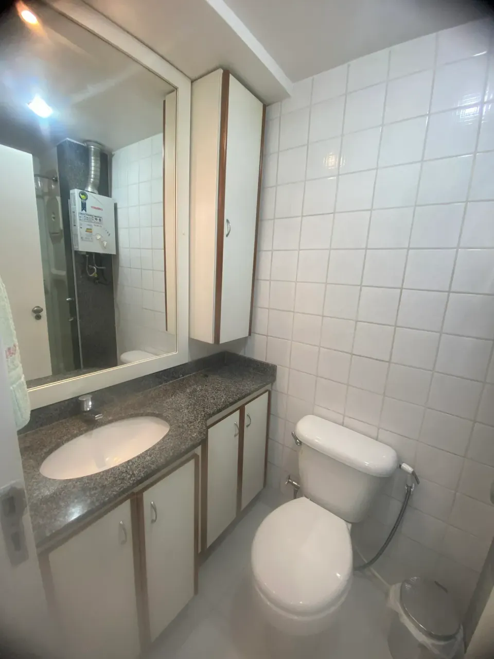 Furnished apartment with 2 bedrooms and balcony — photo 11