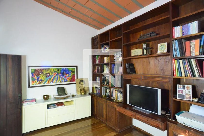 House, 530 m², with a home office — photo 20
