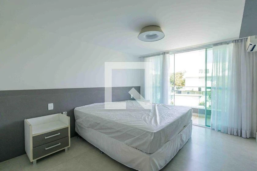 6-bedroom house with 470 m² and 7 parking spaces — photo 3