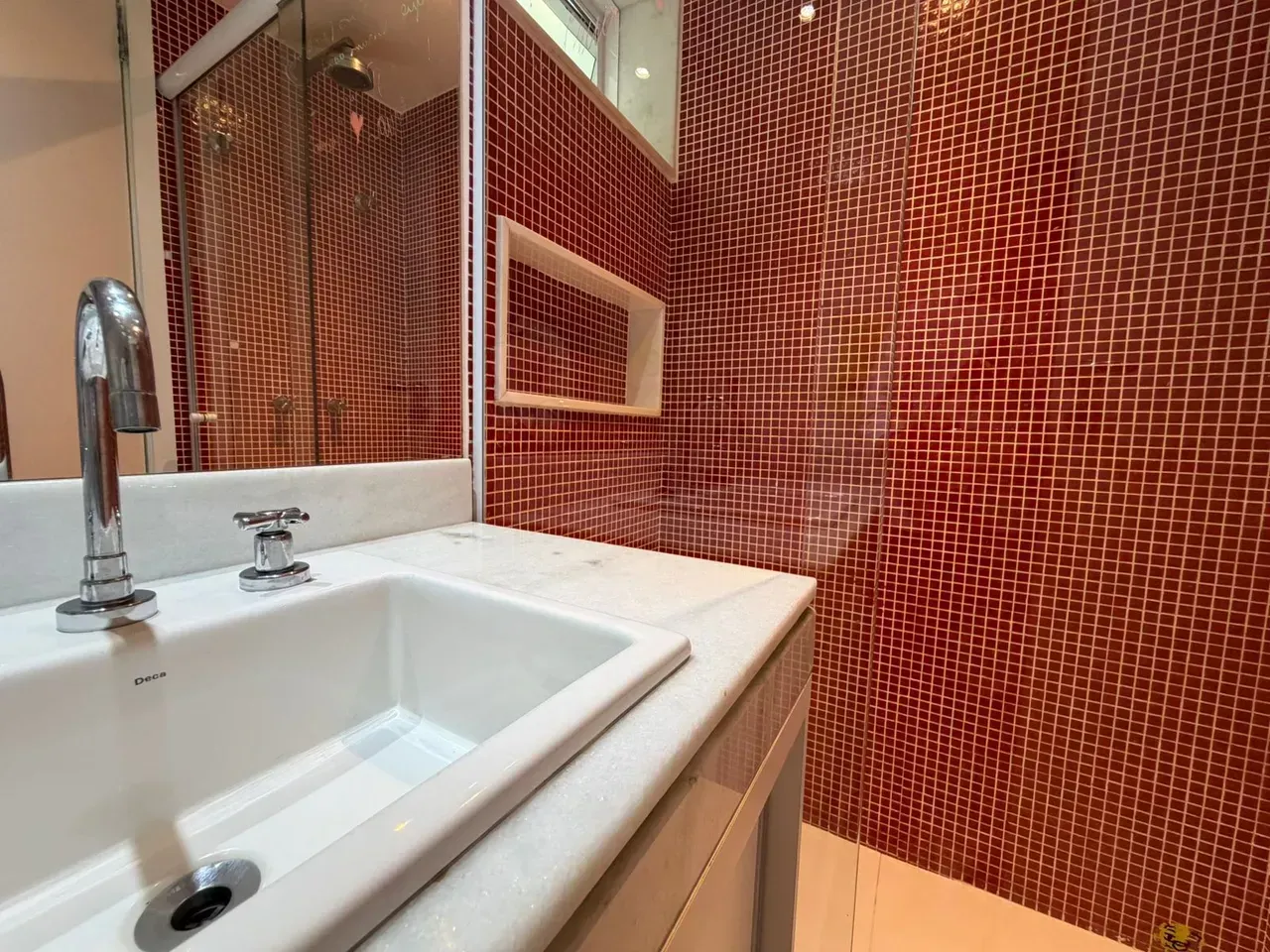 Apartamento com 3 quartos, 3 banheiros e varanda fechada — photo 3