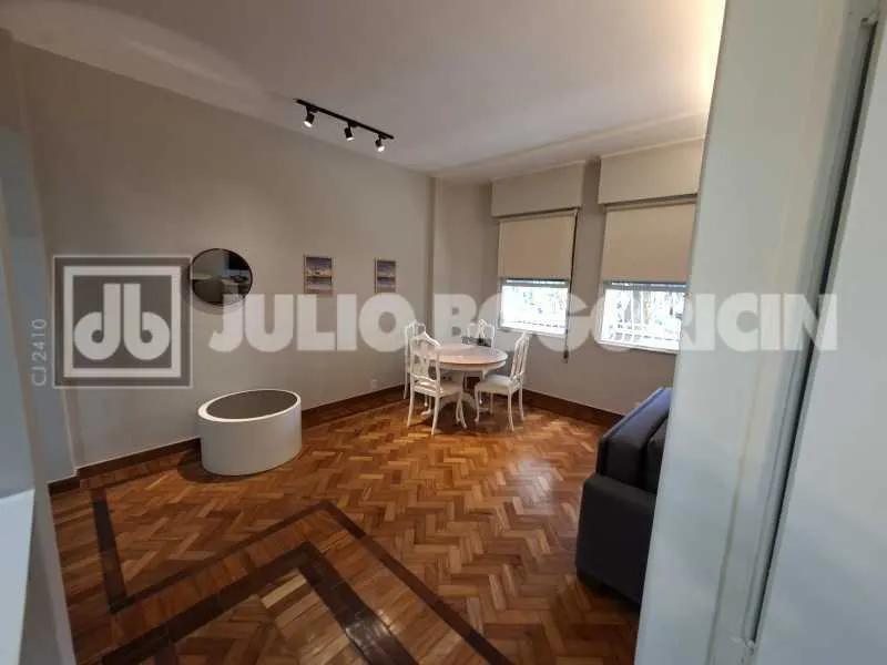 2-bedroom apartment with a washing machine in Rio de Janeiro — photo 10