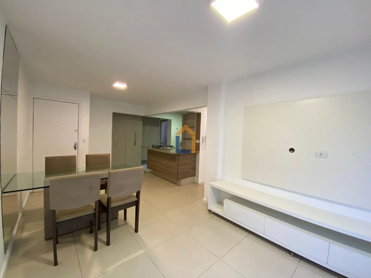 Ground-floor apartment with 2 bedrooms and integrated kitchen — photo 5