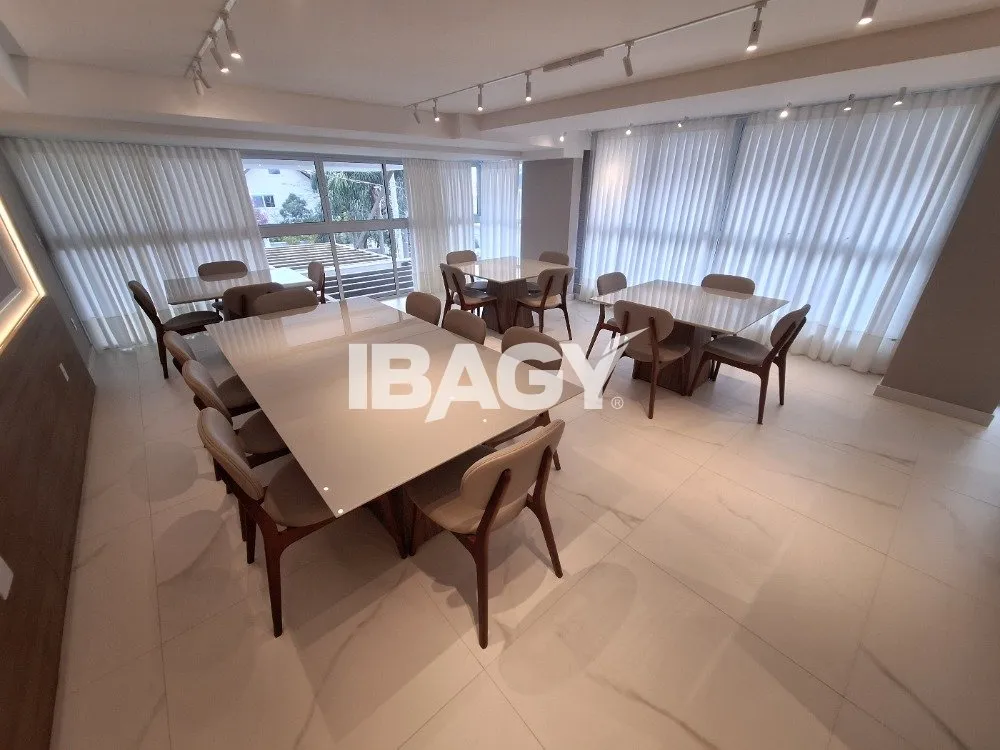 Apartment, 50 m², with a glass-enclosed balcony — photo 23