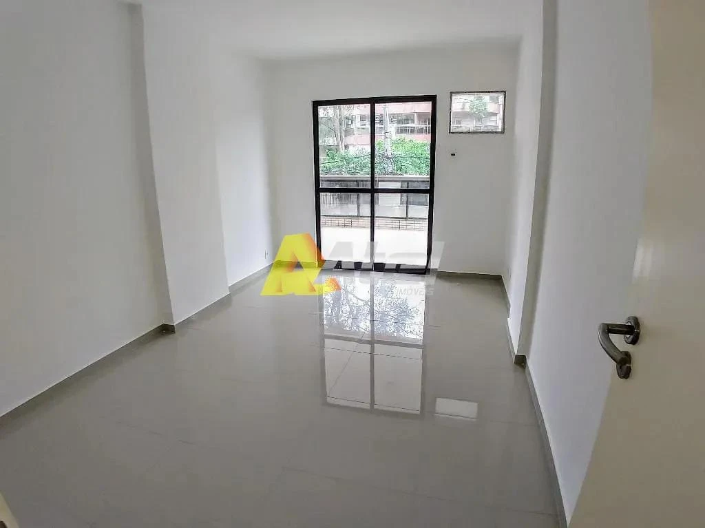 3-bedroom apartment, 1 with its own bathroom, 108 m² — photo 13