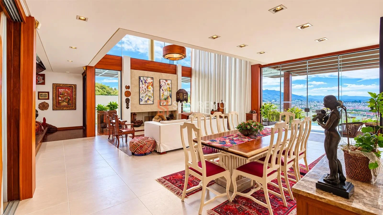 6-bedroom house with a walk-in closet in Florianópolis — photo 7