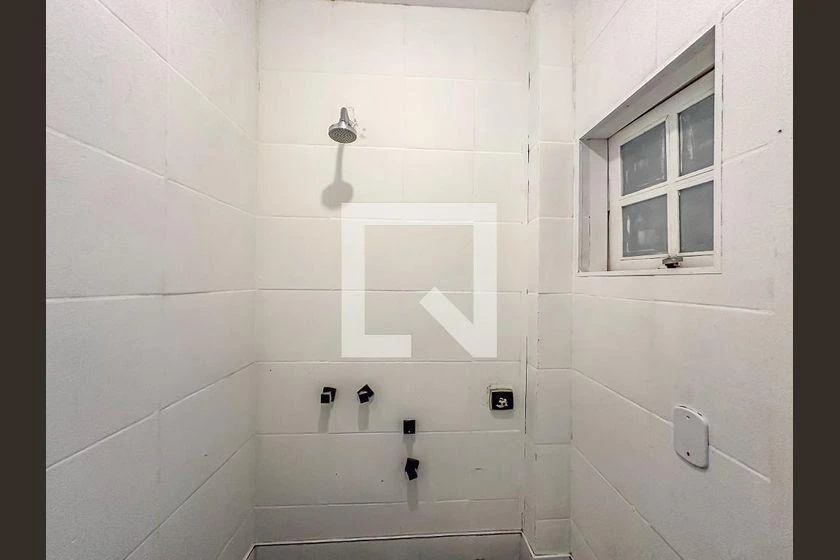 Casa com 4 quartos, jardim privativo e 300 m² — photo 46