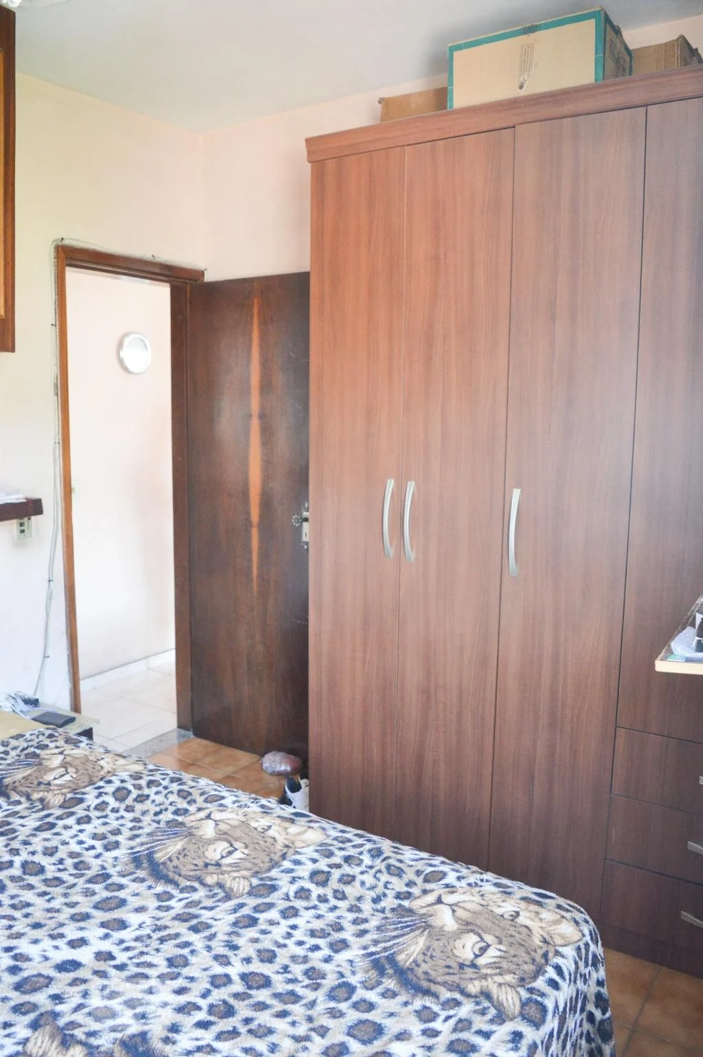 Furnished 2-bedroom apartment with private BBQ — photo 28