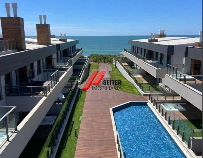 Furnished apartment with 2 bedrooms and open-plan kitchen, 164 m²