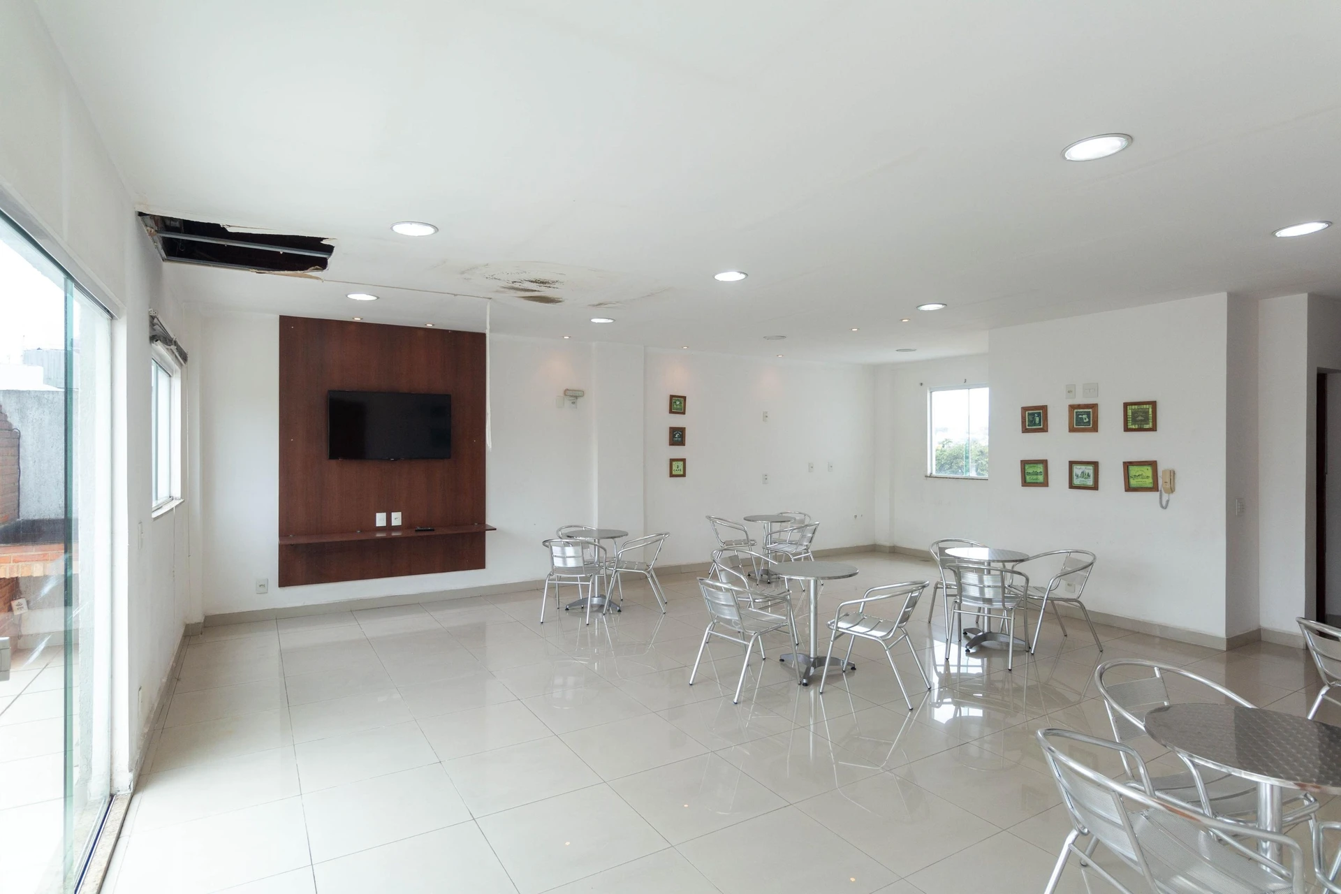 Departamento con balcón cerrado con vidrio en Rio de Janeiro