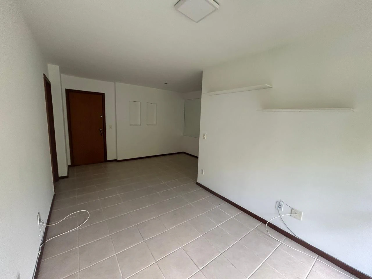 Apartamento de 3 quartos com piso de cerâmica e 2 banheiros — photo 5