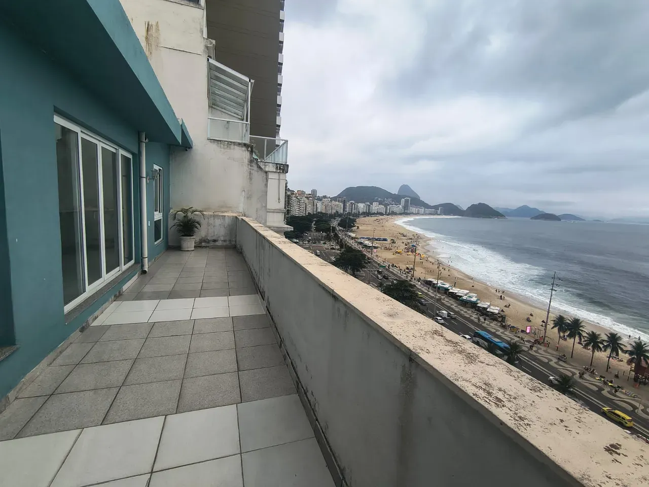 86 m² apartment with 2 bedrooms and city views — photo 23