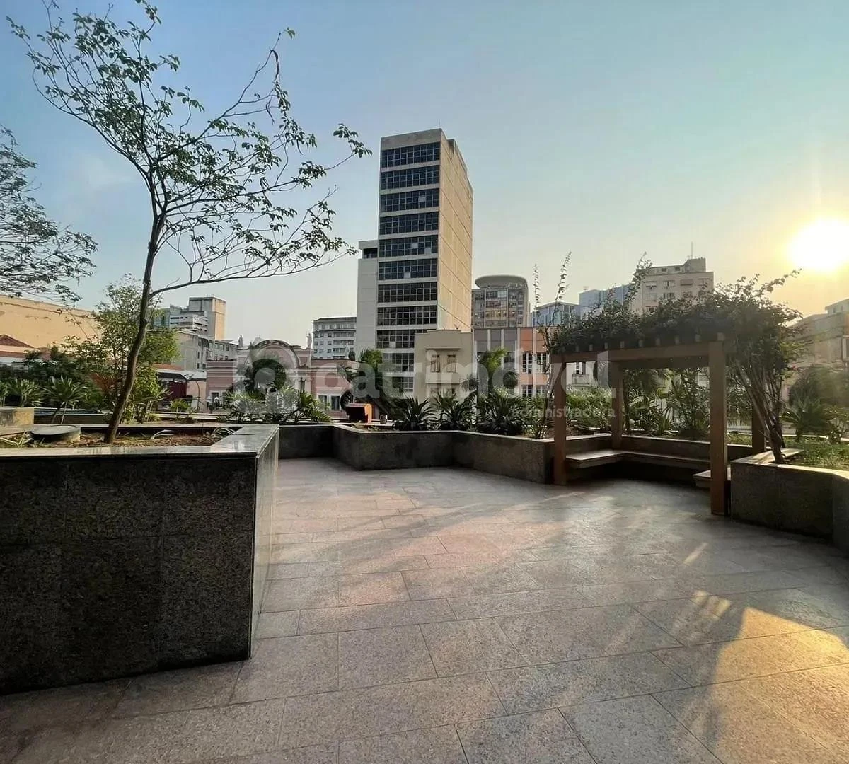 Apartamento de 957 m² com janelas do chão ao teto e vista — photo 8