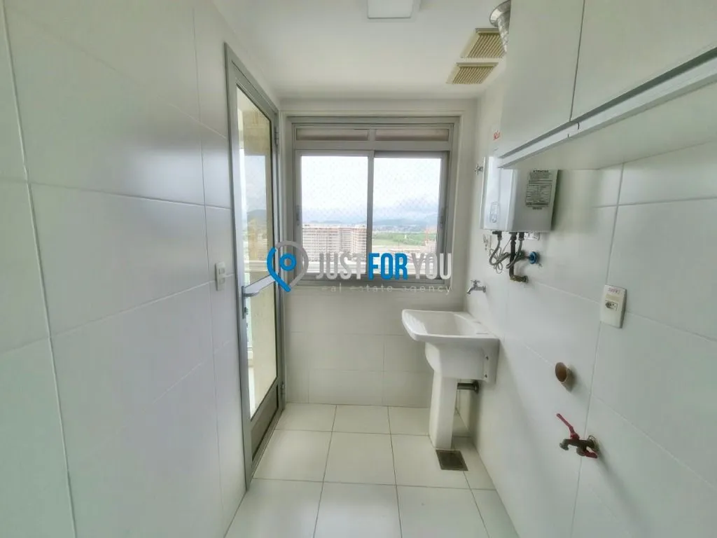 2-bedroom apartment, 1 with its own bathroom, 80 m² — photo 17