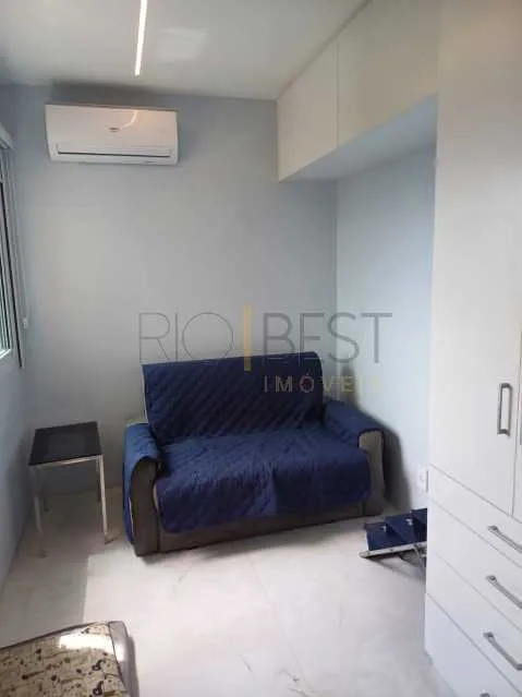 Furnished 3-bedroom apartment with enclosed balcony — photo 18