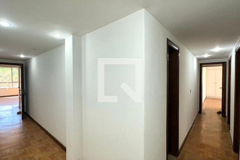 Rental apartment with 3 bedrooms and 190 m² — photo 29