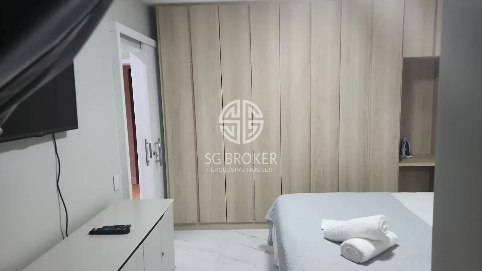 Furnished 2-suite apartment with 70 m² on a high floor — photo 11
