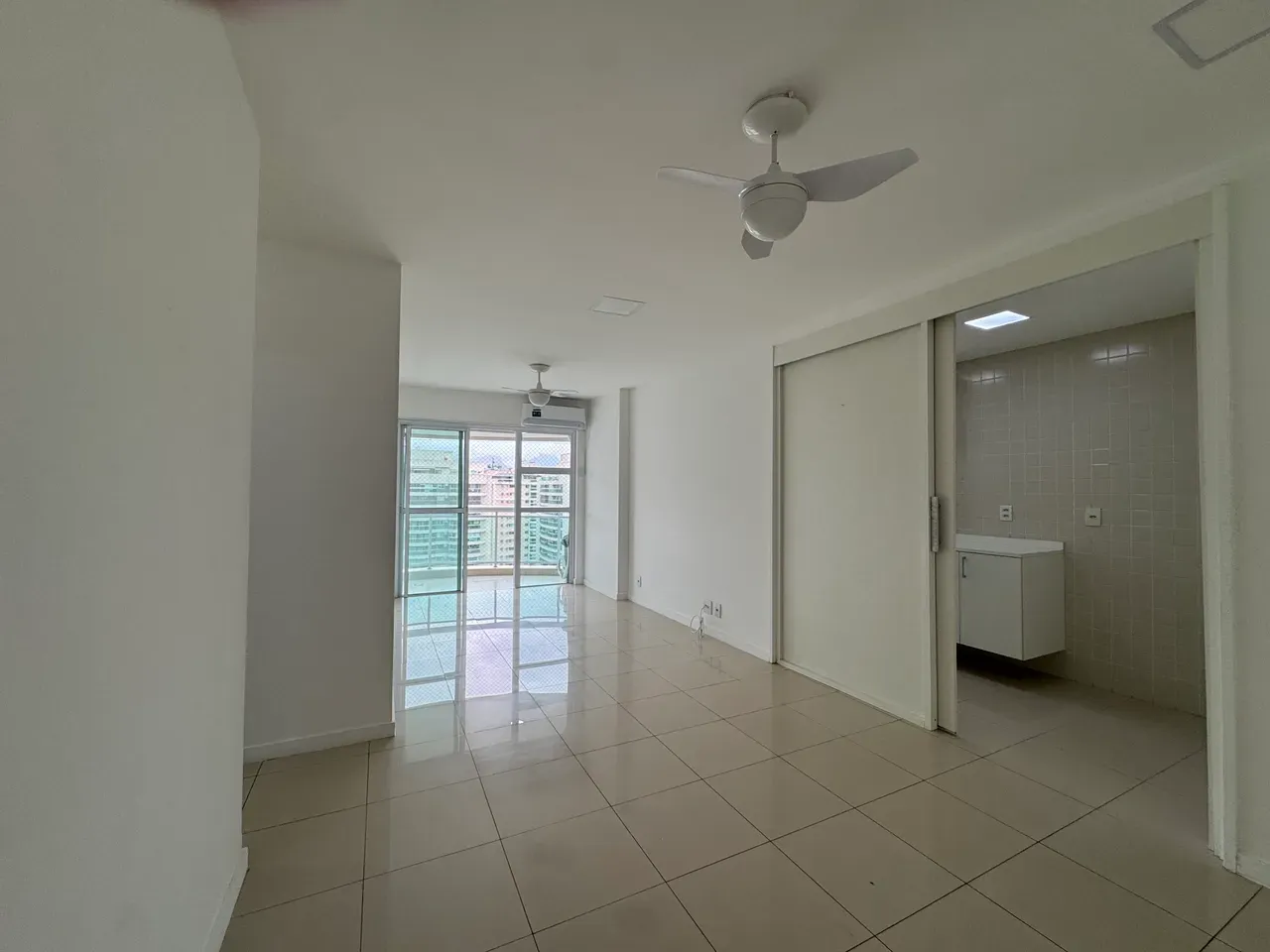 Apartment, 78 m², with a glass-enclosed balcony — photo 9