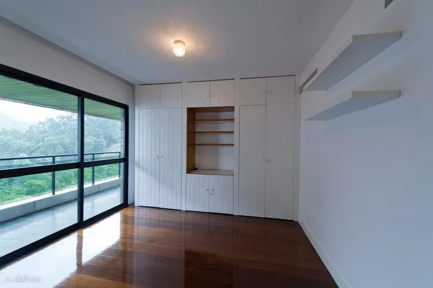 Apartamento de 400 m² com 4 quartos e 5 banheiros — photo 27