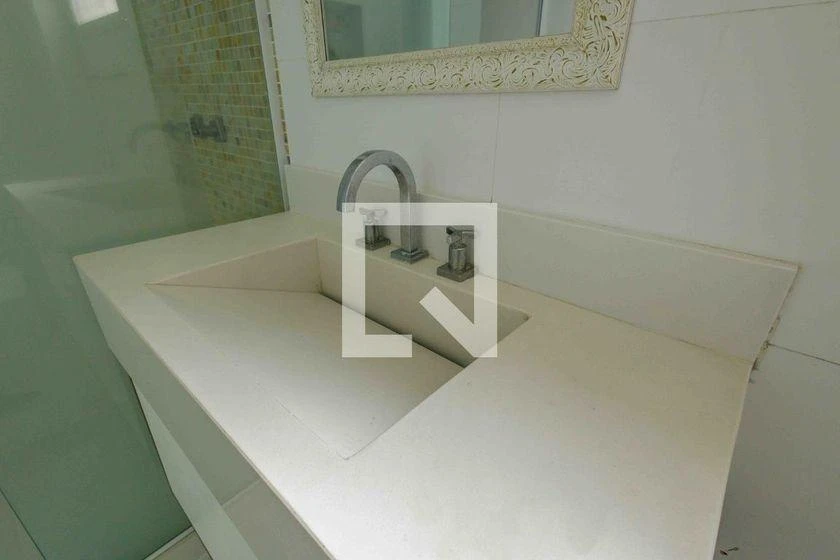 6-bedroom house with 470 m² and 7 parking spaces — photo 42