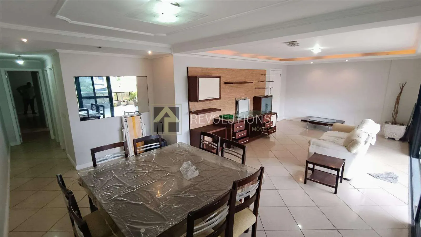 3-bedroom apartment with 1 suite and 4 bathrooms — photo 8