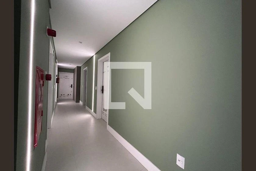 23 m² apartment with 1 bedroom and glass shower — photo 13