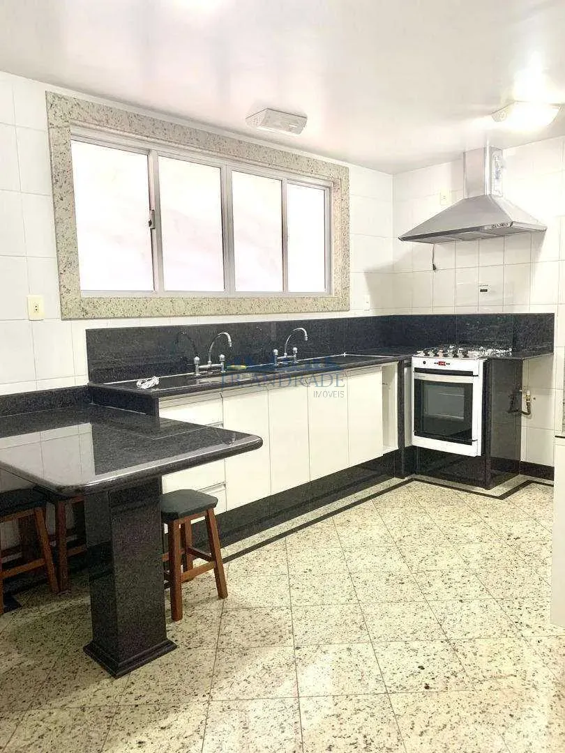 Apartment with 4 bedrooms, 5 bathrooms and 3 parking — photo 32