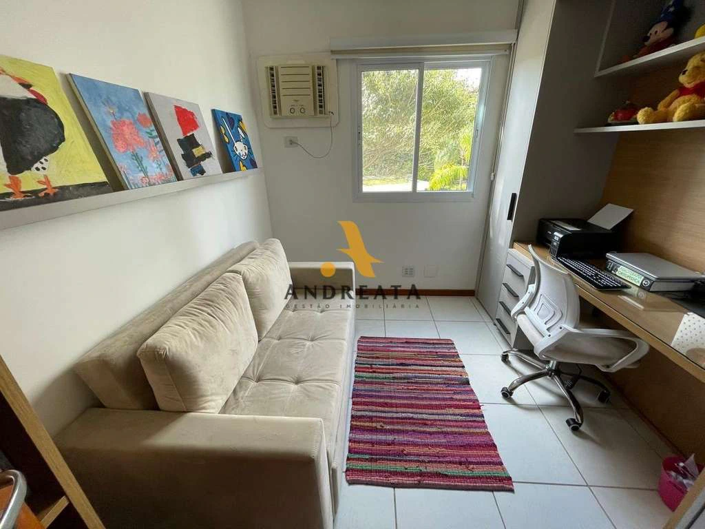 Furnished 3-bedroom apartment with a balcony grill — photo 12