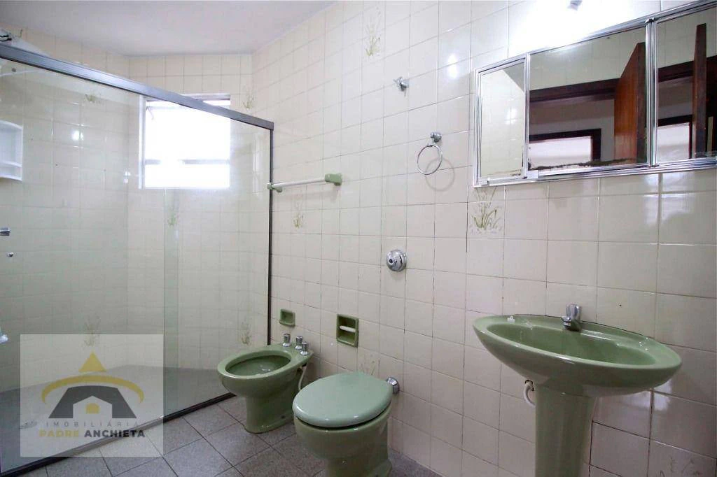 Квартира з 2 спальнями та пральною машиною — photo 12