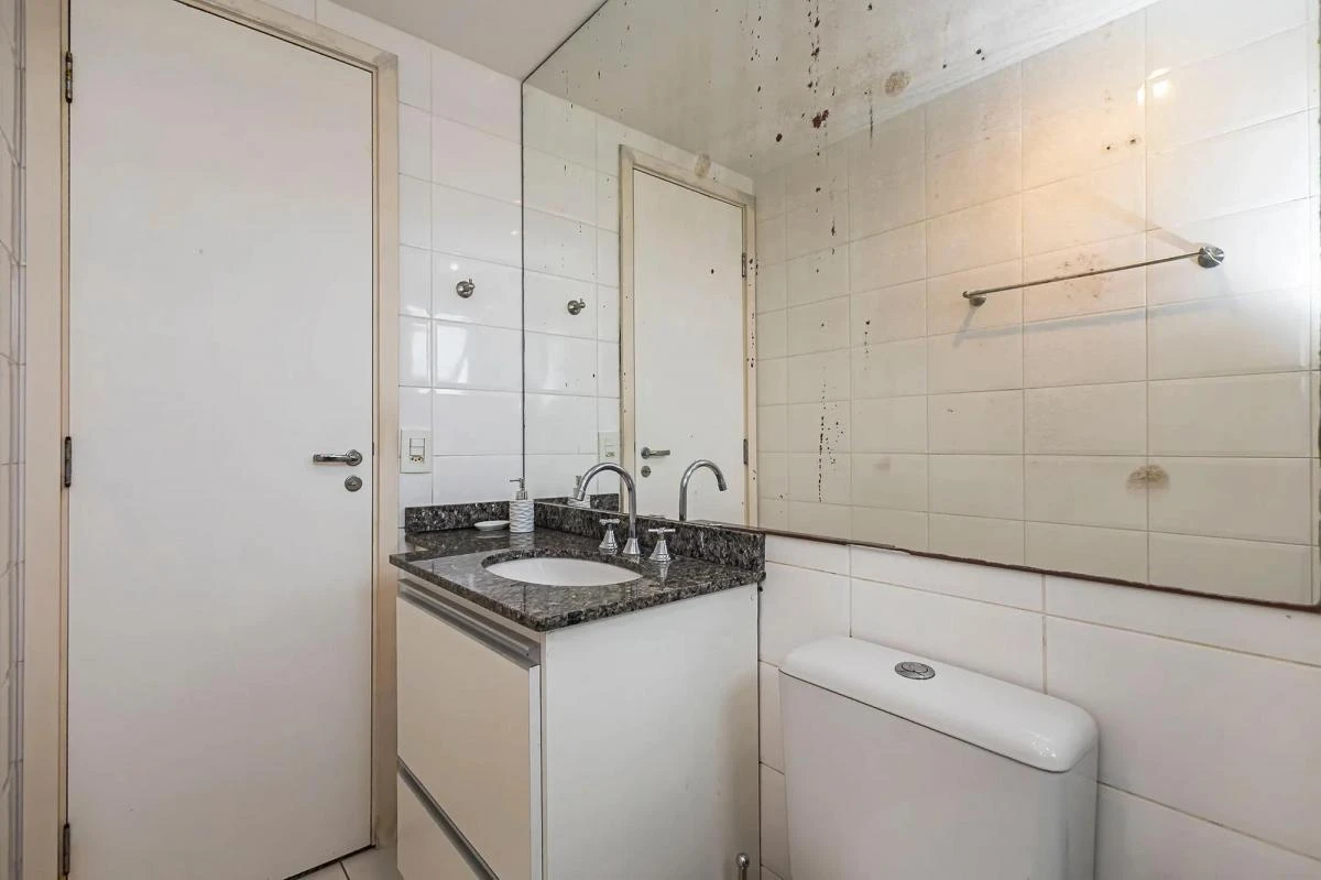 Apartamento de 3 quartos com varanda envidraçada — photo 30