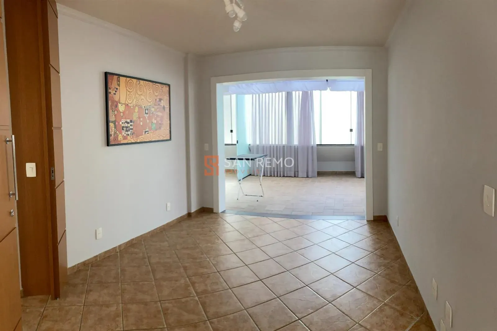 Apartamento de 2 dormitórios com cozinha separada 152 m² — photo 4