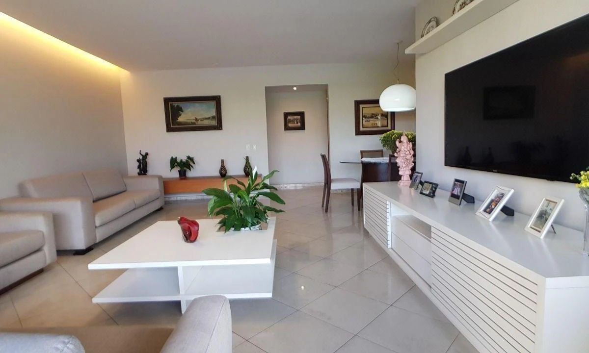 Furnished 201 m² apartment with 4 bedrooms and 3 parking — photo 14