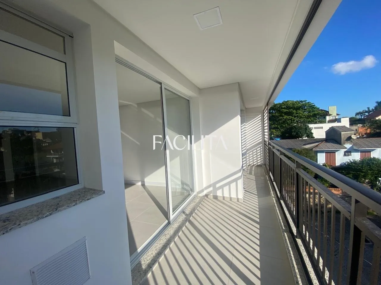 3 en-suite bedroom apartment, 163 m² and balcony — photo 22