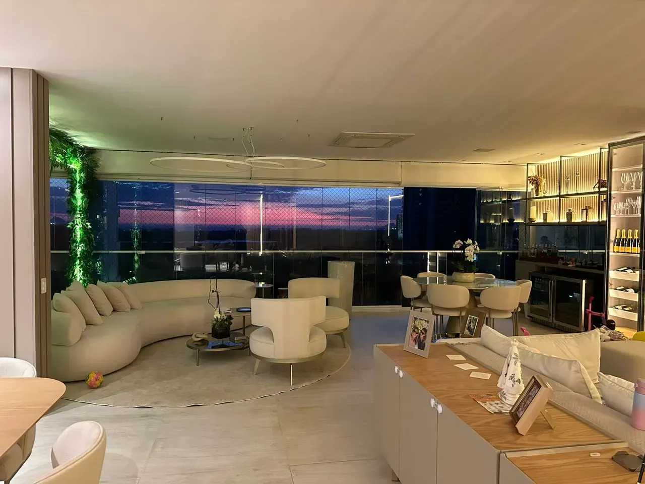Furnished 266 m² apartment with 3 bedrooms — photo 5