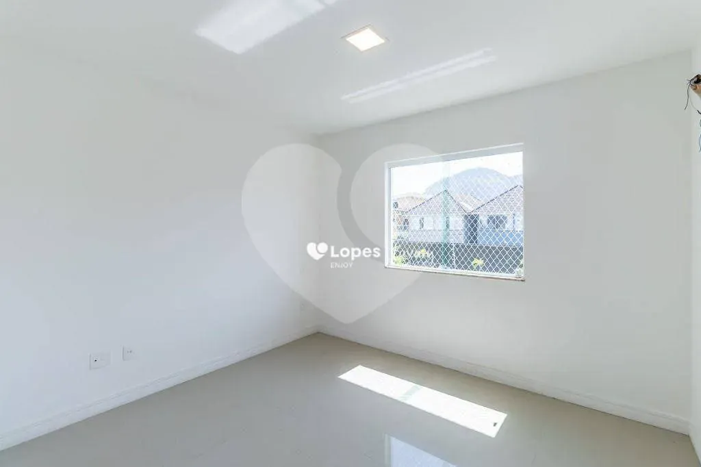 Unfurnished triplex house with 6 en-suite bedrooms and 820 m² — photo 36