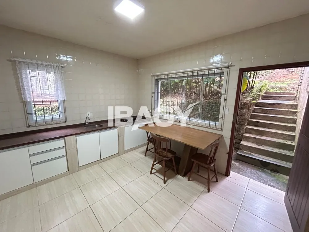 Дом на 565 м²: 6 спален и 5 ванных комнат — photo 9