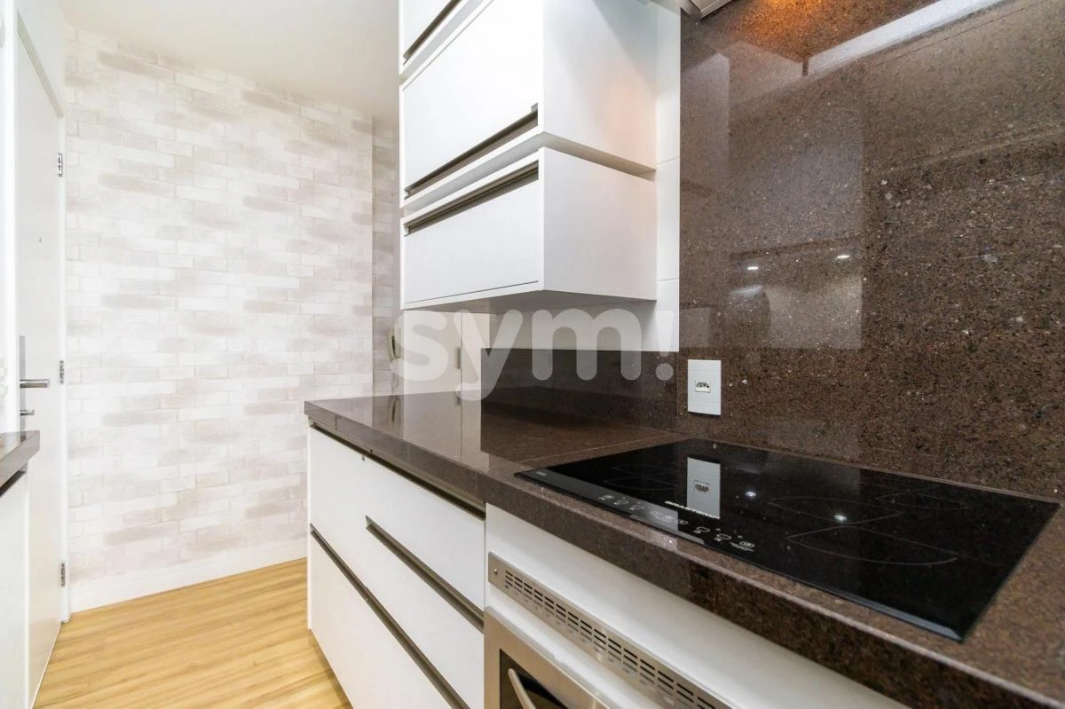 Furnished 1-bedroom apartment with balcony and 55 m² — photo 44