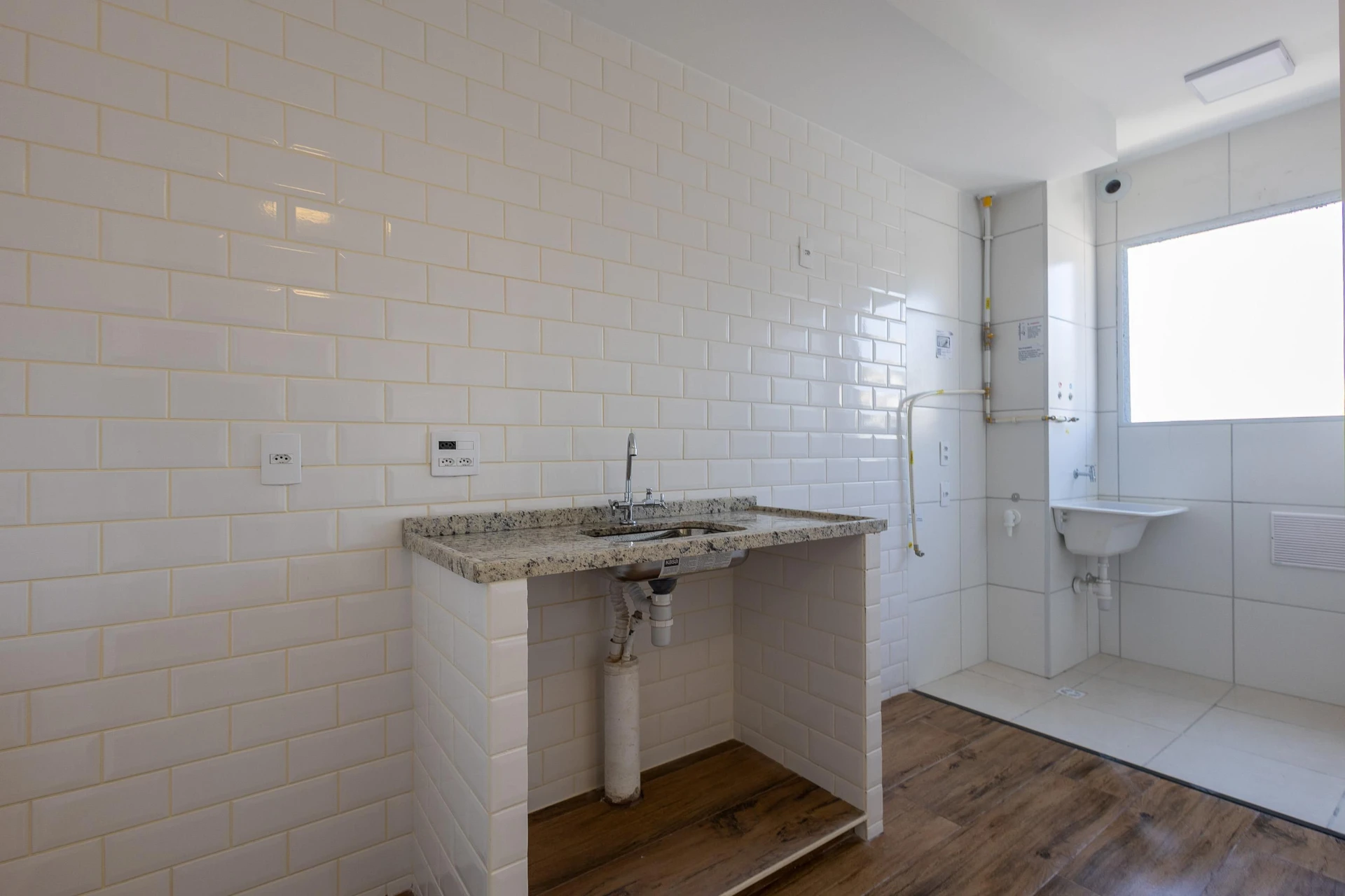 Apartamento sem mobília de 1 quarto com cozinha integrada — photo 25
