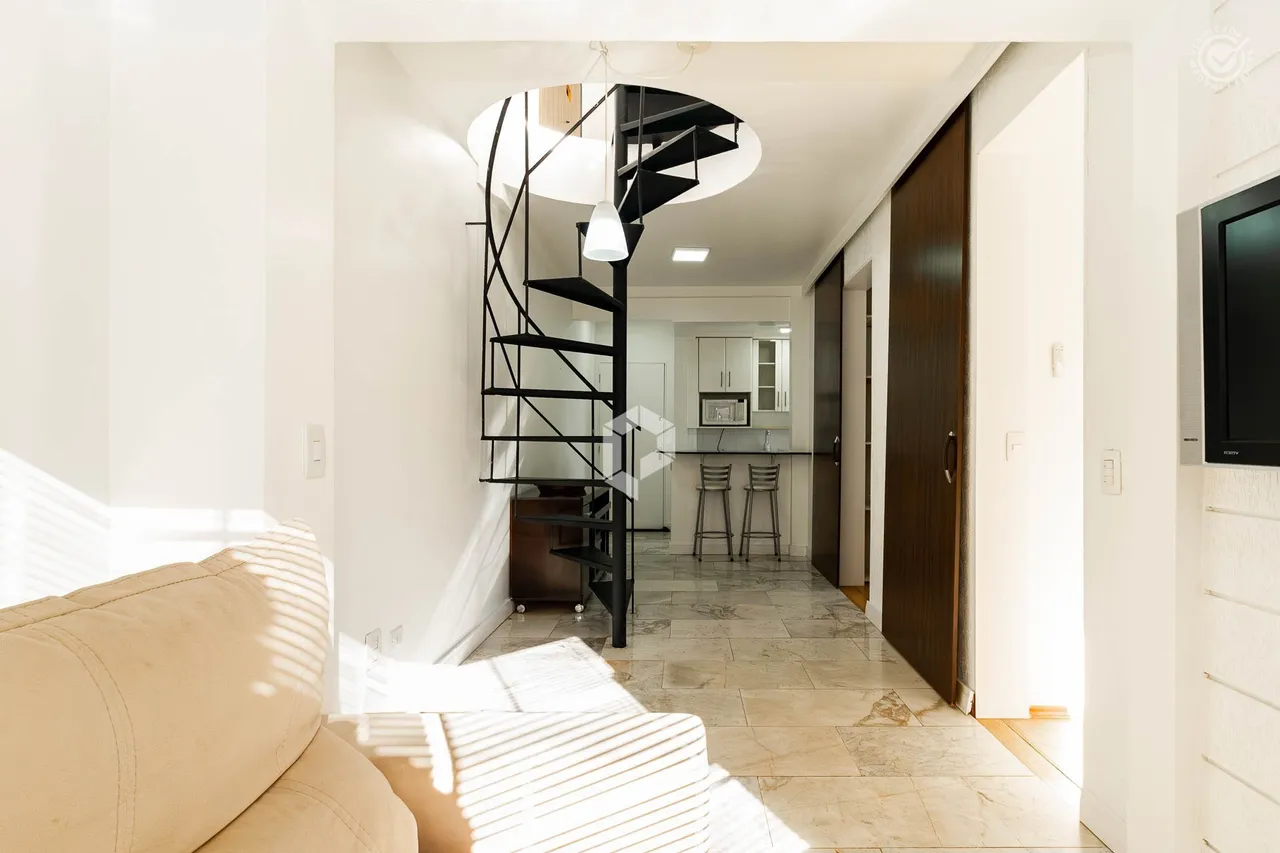 2-bedroom apartment with a private BBQ area — photo 4