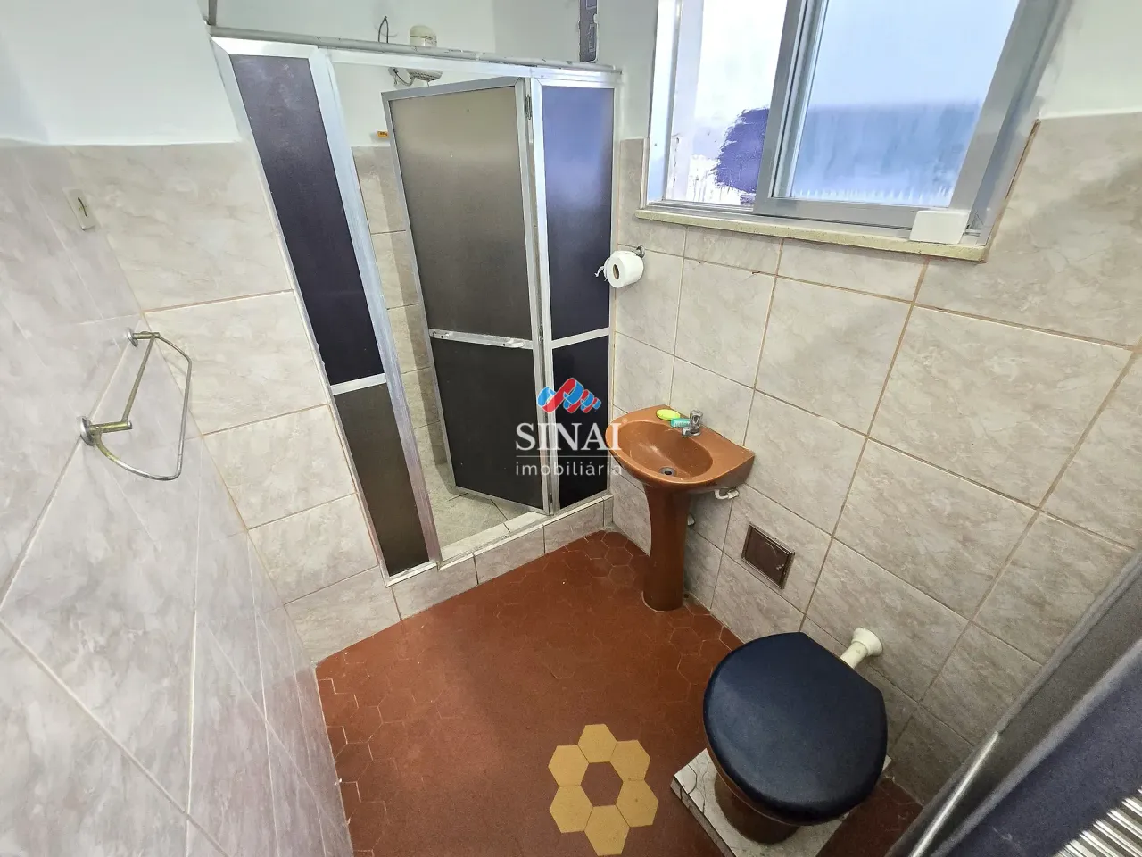 1-bedroom apartment with balcony and fitted kitchen cabinets — photo 6